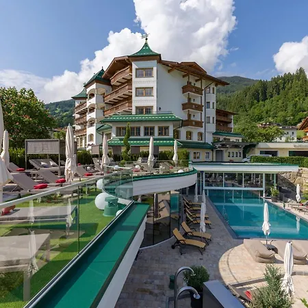 酒店 Platzlhof - Mein Im Zillertal 齐勒河谷的里德