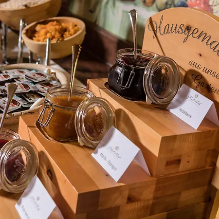 酒店 Platzlhof - Mein Im Zillertal 齐勒河谷的里德