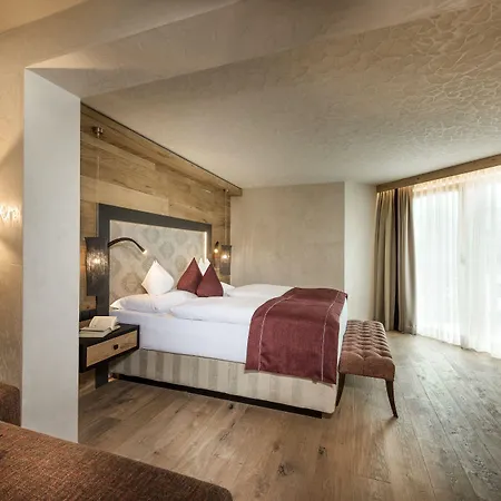 酒店 Platzlhof - Mein Im Zillertal 齐勒河谷的里德