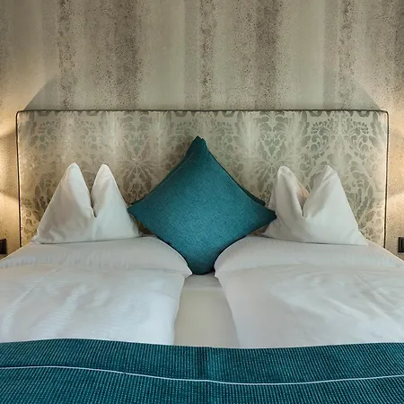 酒店 Platzlhof - Mein Im Zillertal 4*